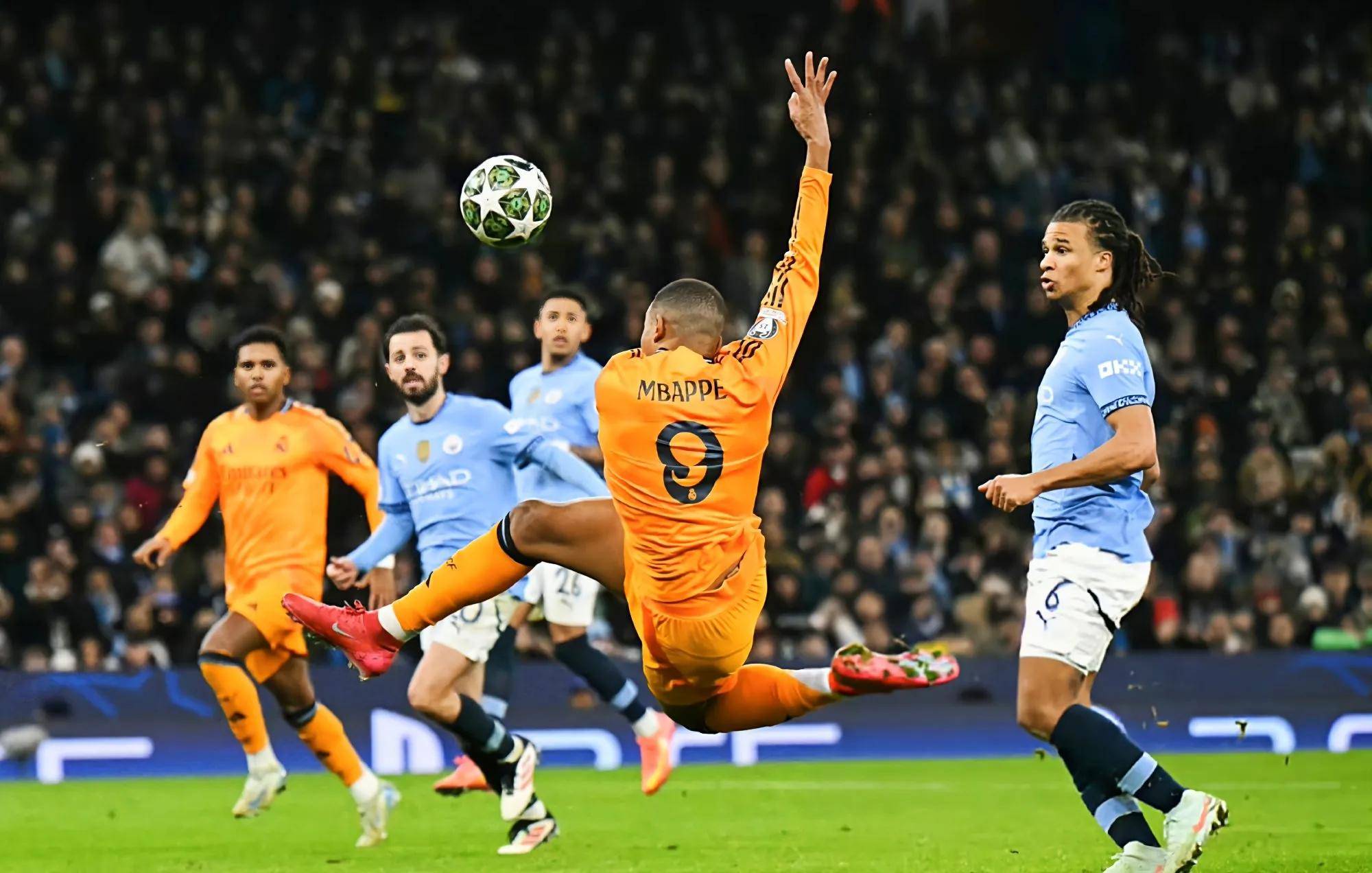 皇马王者归来，逆转晋级欧冠决赛