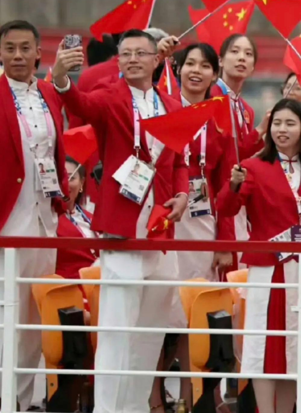 挑战世界!中国选手向金牌发起冲击! 挑战世界!中国选手向金牌发起冲击!