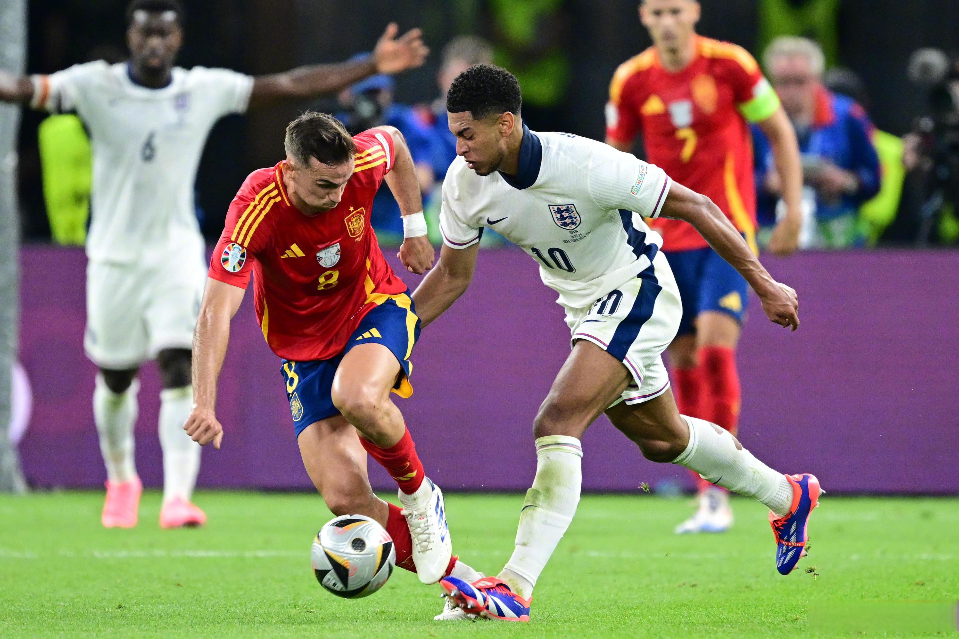 乐鱼-西班牙队以不败姿态进入欧预赛淘汰赛