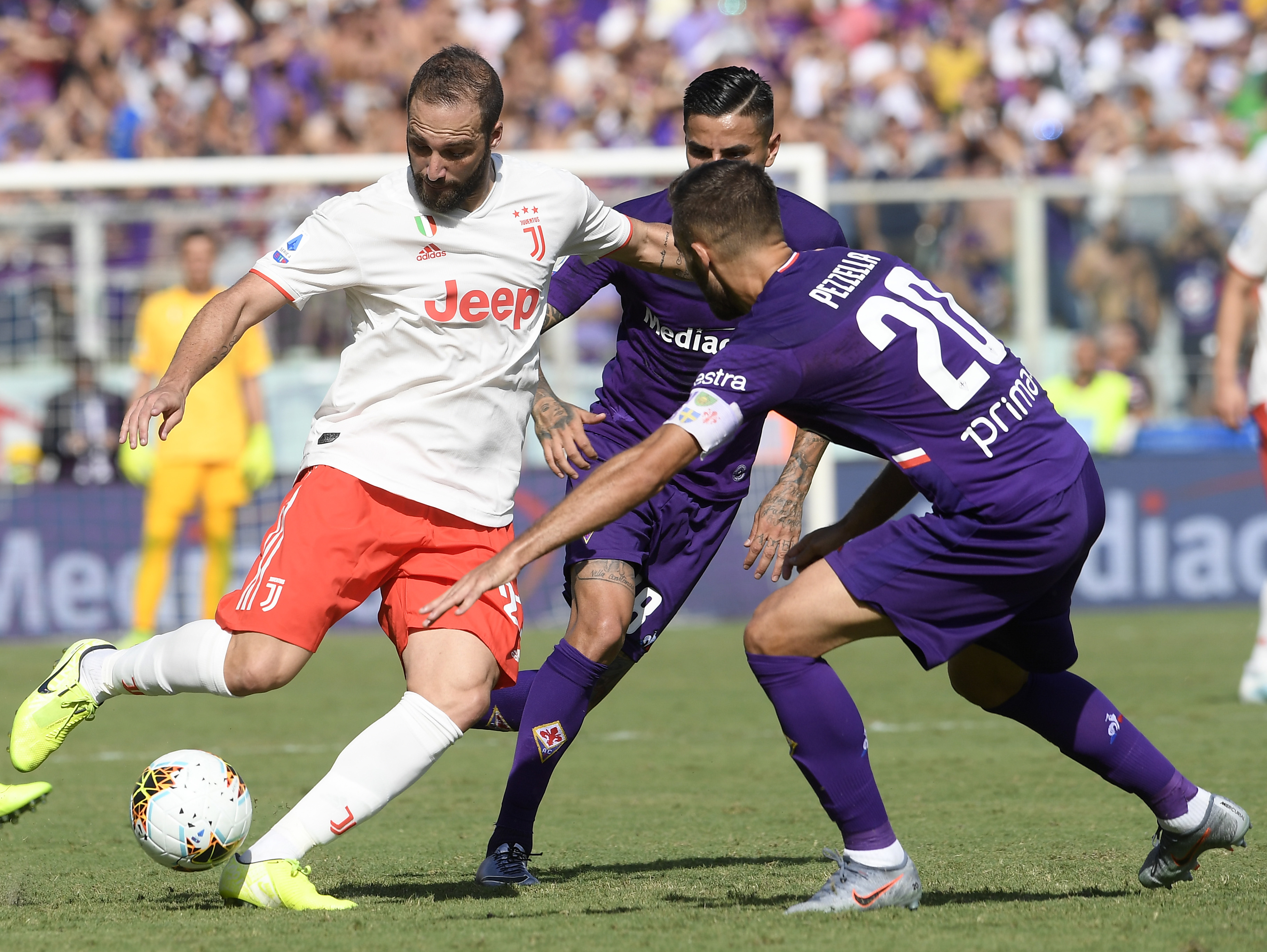 佛罗伦萨客场战平,保住中游位置的简单介绍 佛罗伦萨客场战平,保住中游位置的简单介绍