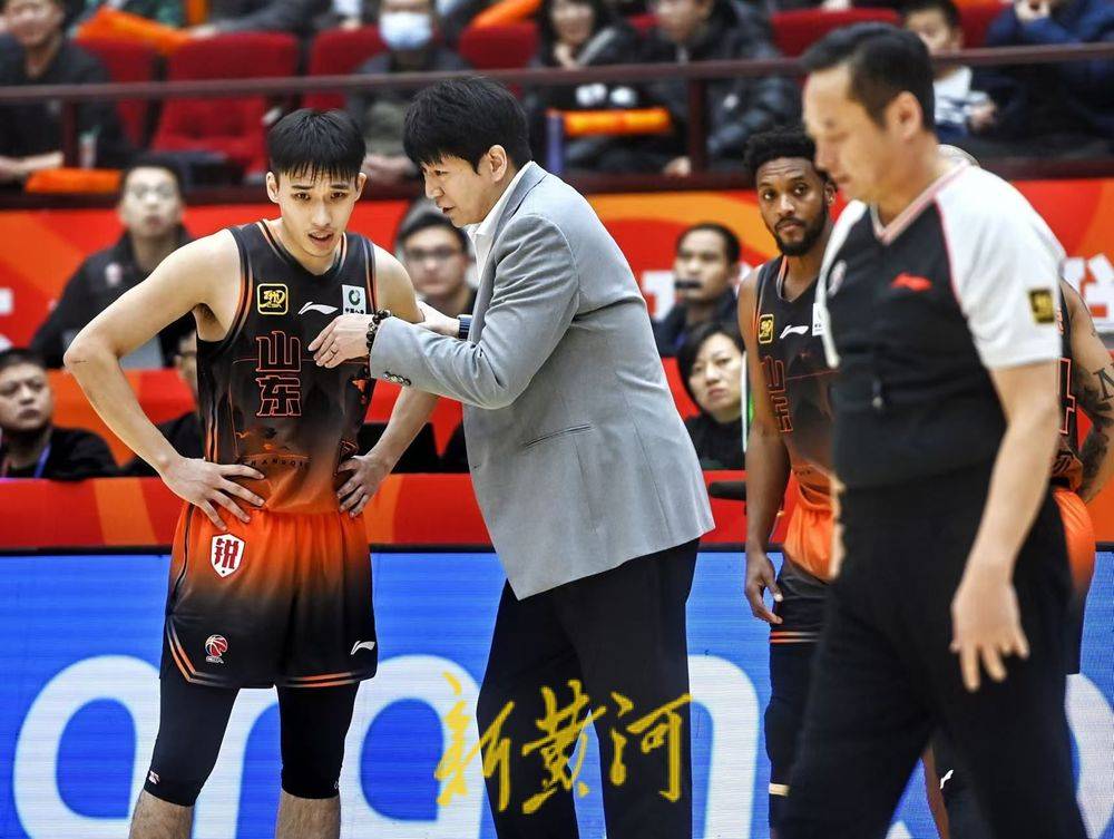 乐鱼体育登陆入口-山东男篮取得连胜，势不可挡