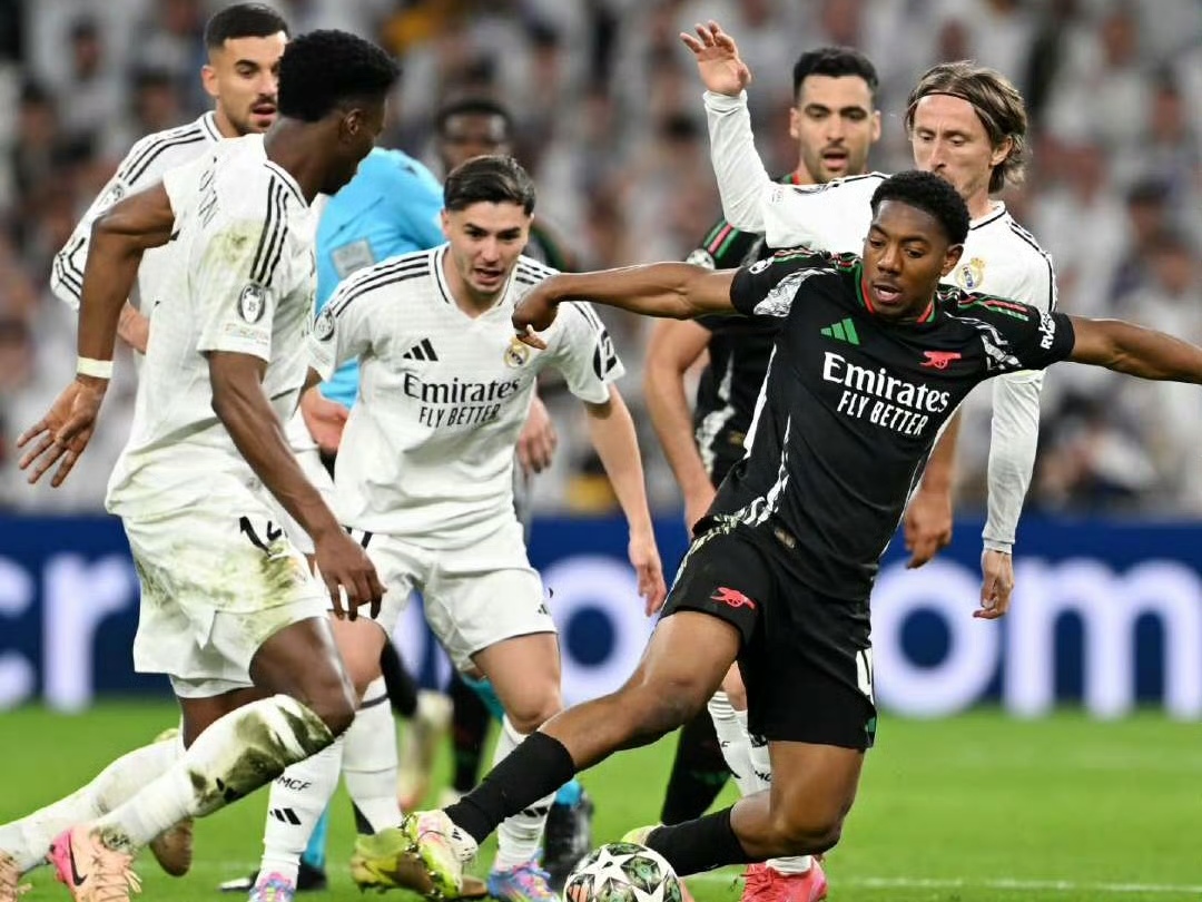 欧洲杯选战白热化,每场比赛都扣人心弦 欧洲杯选战白热化,每场比赛都扣人心弦