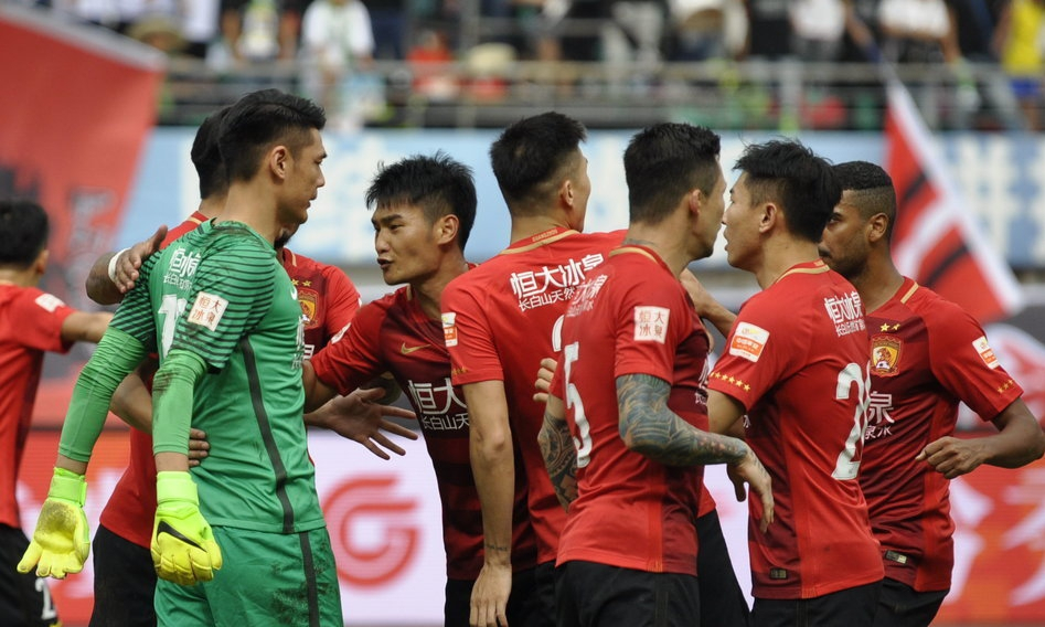 乐鱼体育官网网页版-恒大豪取六连胜，冠军悬念渐行渐远