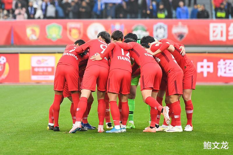 施密特执掌天津天海,球队表现出色 施密特执掌天津天海,球队表现出色