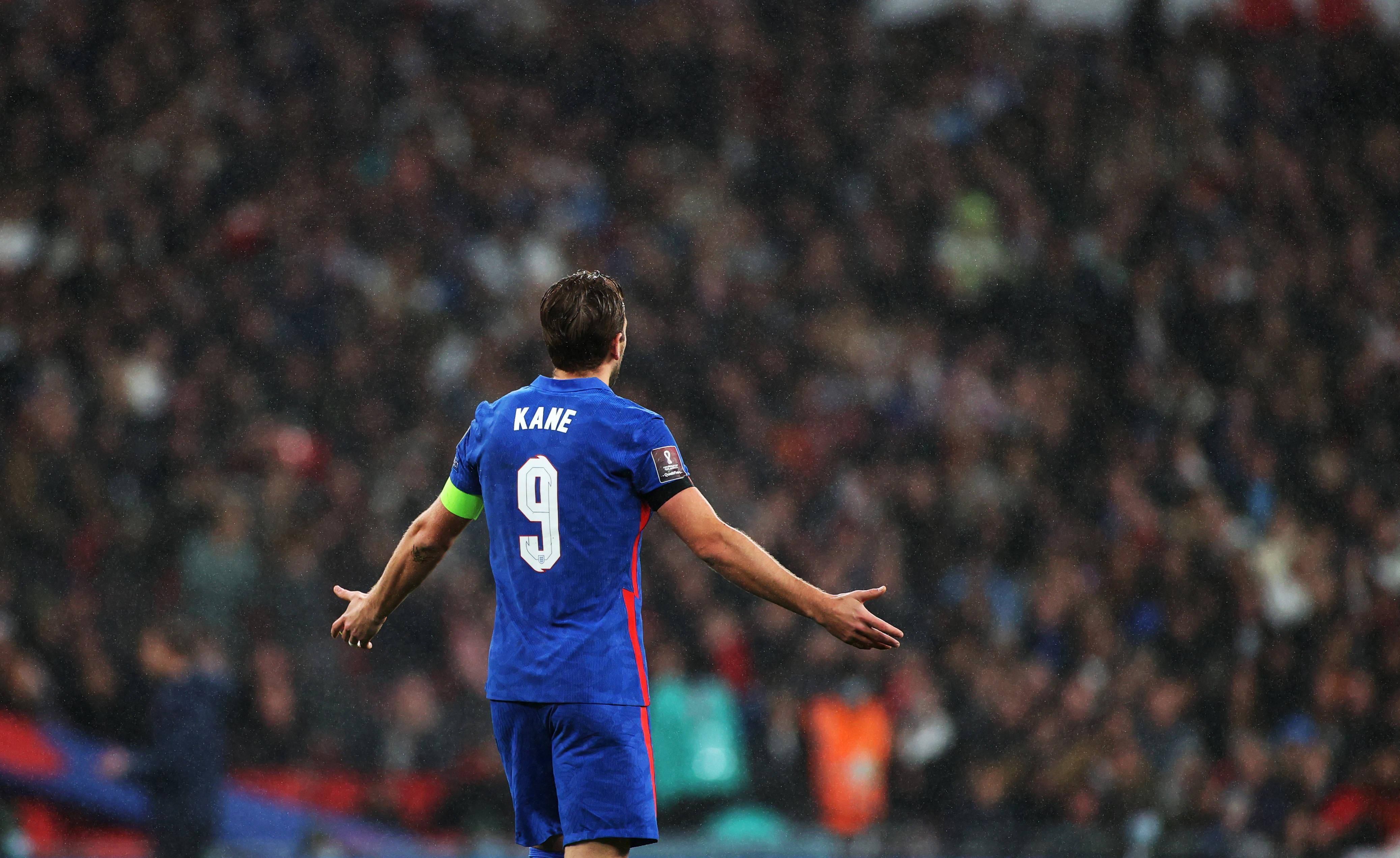 英格兰队轻松取胜,展现出色表现 英格兰队轻松取胜,展现出色表现