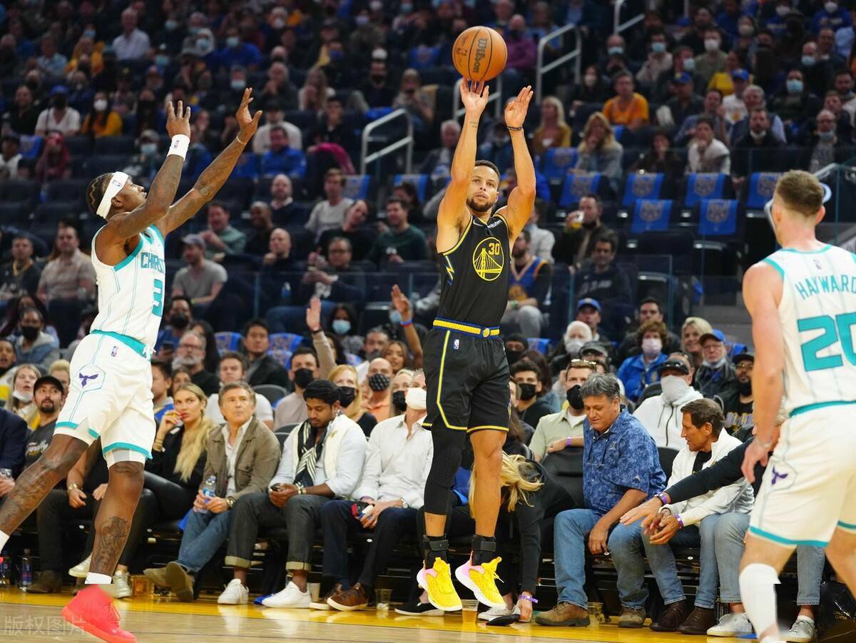 乐鱼在线娱乐-包含黄蜂逆转勇士，半场领先分的词条