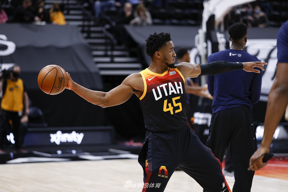 -爵士逆转热火，易建联扛起全队